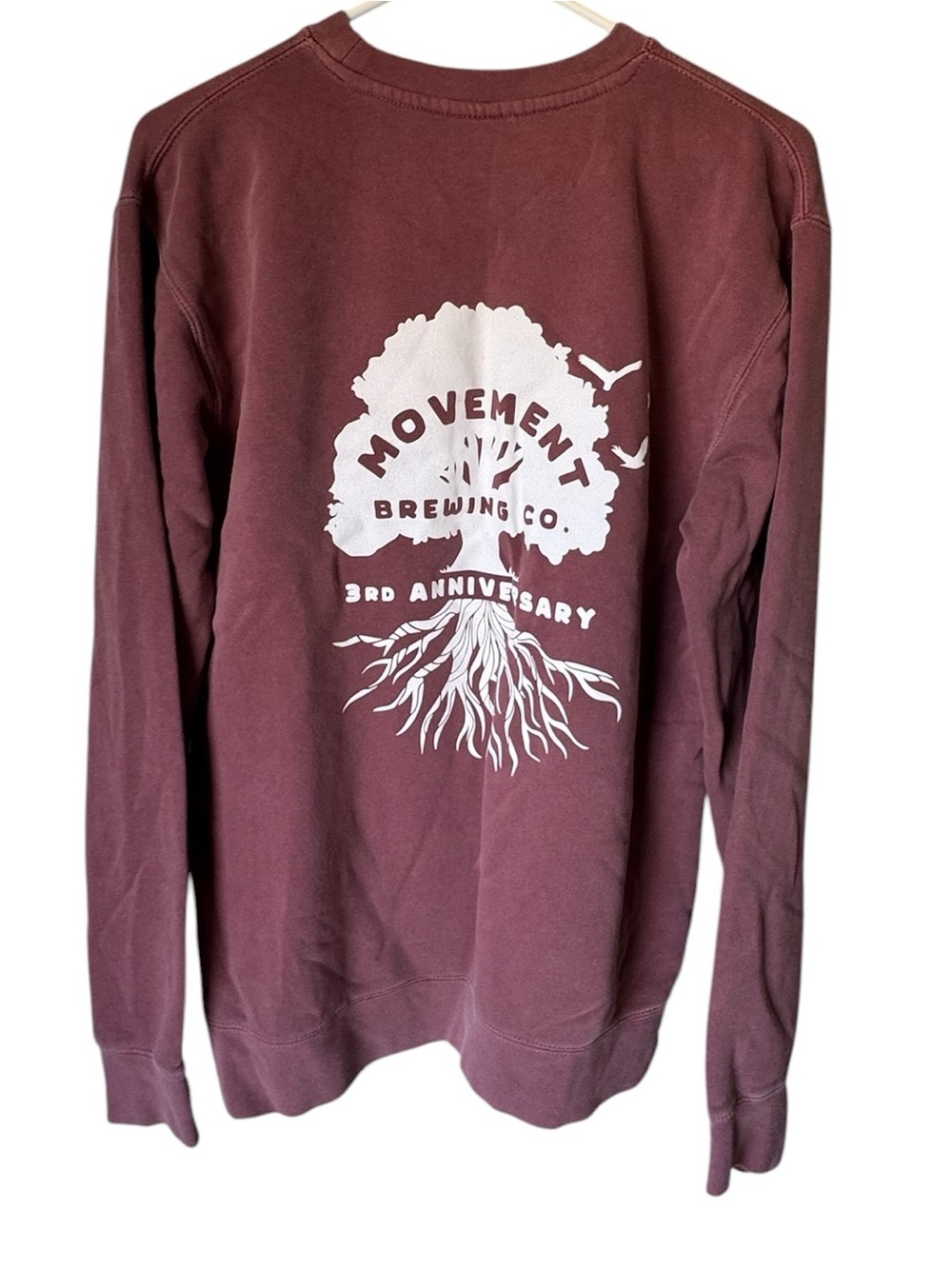 Movement Brewing Co Red Maroon Anniversary Retro Crew Women’s S Sweatshirt